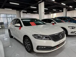 Volkswagen Lavida 2022 купить из Китая, цена 1 345 000 ₽ — Suifenhe Auto