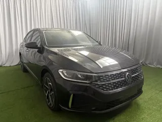 Volkswagen Lavida 2022 купить из Китая, цена 1 636 000 ₽ — Suifenhe Auto