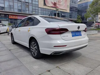 Volkswagen Lavida 2022 купить из Китая, цена 1 283 000 ₽ — Suifenhe Auto