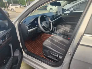 Volkswagen Lavida 2023 купить из Китая, цена 1 432 000 ₽ — Suifenhe Auto