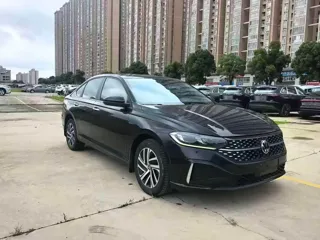 Volkswagen Lavida 2023 купить из Китая, цена 1 435 000 ₽ — Suifenhe Auto