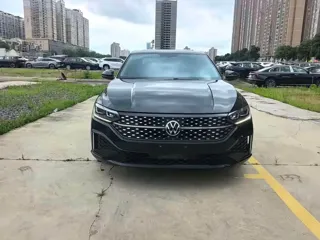 Volkswagen Lavida 2023 купить из Китая, цена 1 435 000 ₽ — Suifenhe Auto