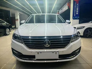 Volkswagen Lavida 2019 купить из Китая, цена 1 377 000 ₽ — Suifenhe Auto