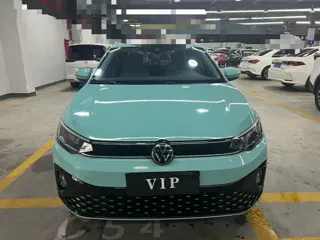 Volkswagen Lavida 2023 купить из Китая, цена 1 345 000 ₽ — Suifenhe Auto
