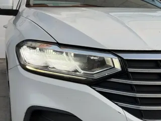 Volkswagen Lavida 2023 купить из Китая, цена 1 404 000 ₽ — Suifenhe Auto