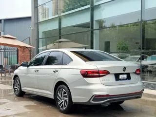 Volkswagen Lavida 2022 купить из Китая, цена 1 649 000 ₽ — Suifenhe Auto