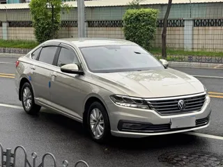 Volkswagen Lavida 2020 купить из Китая, цена 1 357 000 ₽ — Suifenhe Auto