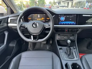 Volkswagen Lavida 2021 купить из Китая, цена 1 223 000 ₽ — Suifenhe Auto