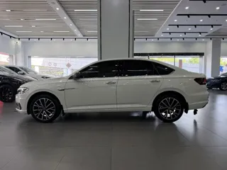 Volkswagen Lavida 2021 купить из Китая, цена 1 585 000 ₽ — Suifenhe Auto