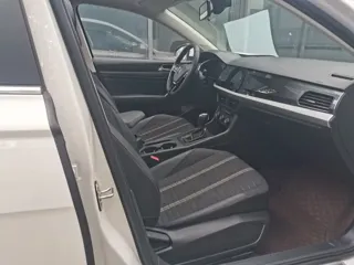 Volkswagen Lavida 2022 купить из Китая, цена 1 389 000 ₽ — Suifenhe Auto