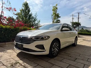 Volkswagen Lavida 2025 купить из Китая, цена 2 634 000 ₽ — Suifenhe Auto