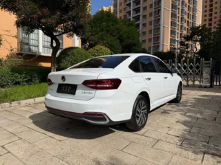 Volkswagen Lavida 2025 купить из Китая, цена 2 634 000 ₽ — Suifenhe Auto