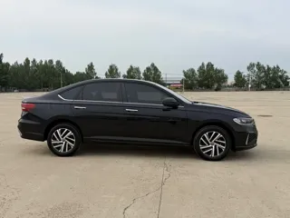 Volkswagen Lavida 2022 купить из Китая, цена 1 536 000 ₽ — Suifenhe Auto