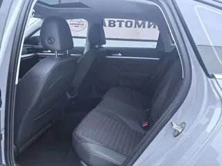 Volkswagen Lavida 2023 купить из Китая, цена 1 858 000 ₽ — Suifenhe Auto