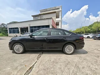 Volkswagen Lavida 2021 купить из Китая, цена 1 390 000 ₽ — Suifenhe Auto