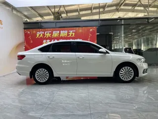 Volkswagen Lavida 2020 купить из Китая, цена 1 470 000 ₽ — Suifenhe Auto