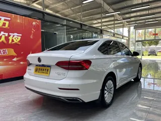Volkswagen Lavida 2020 купить из Китая, цена 1 470 000 ₽ — Suifenhe Auto