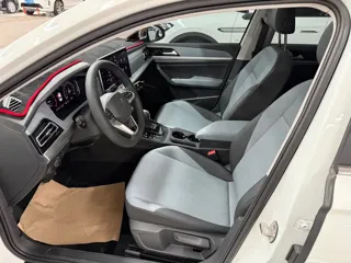 Volkswagen Lavida 2025 купить из Китая, цена 1 929 000 ₽ — Suifenhe Auto