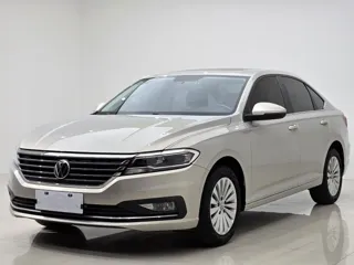 Volkswagen Lavida 2020 купить из Китая, цена 1 404 000 ₽ — Suifenhe Auto