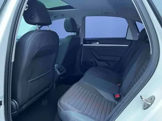 Volkswagen Lavida 2023 купить из Китая, цена 1 380 000 ₽ — Suifenhe Auto