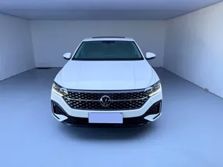 Volkswagen Lavida 2023 купить из Китая, цена 1 692 000 ₽ — Suifenhe Auto