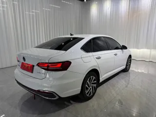 Volkswagen Lavida 2023 купить из Китая, цена 1 692 000 ₽ — Suifenhe Auto