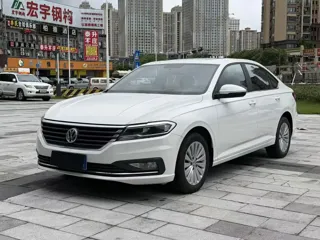 Volkswagen Lavida 2020 купить из Китая, цена 1 403 000 ₽ — Suifenhe Auto