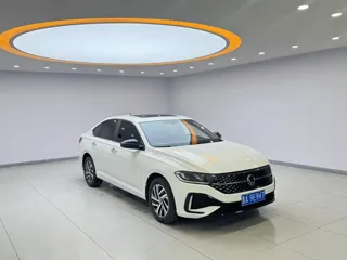 Volkswagen Lavida 2022 купить из Китая, цена 1 727 000 ₽ — Suifenhe Auto