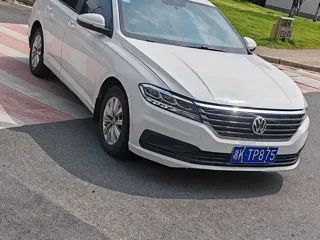 Volkswagen Lavida 2018 купить из Китая, цена 1 188 000 ₽ — Suifenhe Auto
