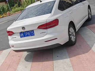 Volkswagen Lavida 2018 купить из Китая, цена 1 188 000 ₽ — Suifenhe Auto