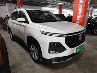 Baojun 530 2020 купить из Китая, цена 1 234 000 ₽ — Suifenhe Auto