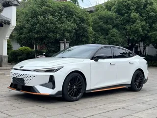 Changan UNI-V 2024 купить из Китая, цена 2 464 000 ₽ — Suifenhe Auto