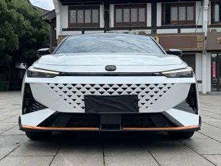 Changan UNI-V 2024 купить из Китая, цена 2 464 000 ₽ — Suifenhe Auto