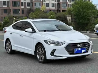 Hyundai Elantra 2018 купить из Китая, цена 1 342 000 ₽ — Suifenhe Auto