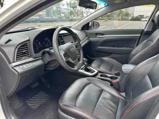 Hyundai Elantra 2018 купить из Китая, цена 1 342 000 ₽ — Suifenhe Auto