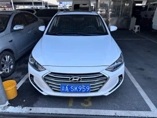 Hyundai Elantra 2018 купить из Китая, цена 1 342 000 ₽ — Suifenhe Auto