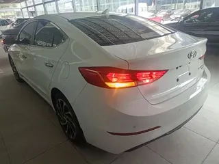 Hyundai Elantra 2019 купить из Китая, цена 1 224 000 ₽ — Suifenhe Auto
