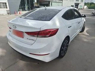 Hyundai Elantra 2020 купить из Китая, цена 1 370 000 ₽ — Suifenhe Auto
