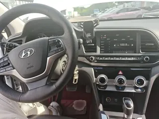 Hyundai Elantra 2020 купить из Китая, цена 1 370 000 ₽ — Suifenhe Auto