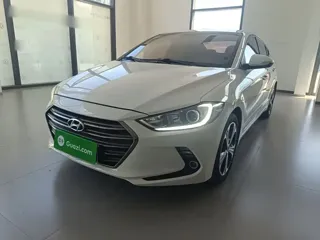 Hyundai Elantra 2018 купить из Китая, цена 1 181 000 ₽ — Suifenhe Auto