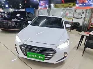 Hyundai Elantra 2019 купить из Китая, цена 1 266 000 ₽ — Suifenhe Auto