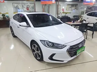Hyundai Elantra 2019 купить из Китая, цена 1 266 000 ₽ — Suifenhe Auto