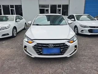 Hyundai Elantra 2019 купить из Китая, цена 1 237 000 ₽ — Suifenhe Auto