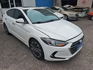 Hyundai Elantra 2019 купить из Китая, цена 1 237 000 ₽ — Suifenhe Auto