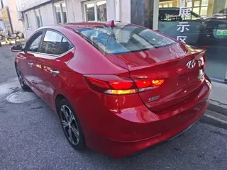 Hyundai Elantra 2018 купить из Китая, цена 1 163 000 ₽ — Suifenhe Auto