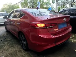 Hyundai Elantra 2018 купить из Китая, цена 1 173 000 ₽ — Suifenhe Auto