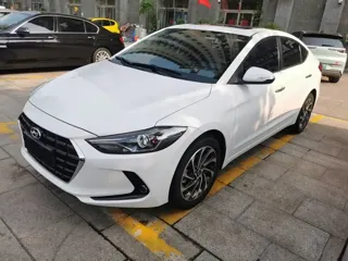 Hyundai Elantra 2019 купить из Китая, цена 1 350 000 ₽ — Suifenhe Auto