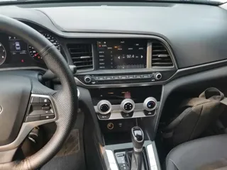 Hyundai Elantra 2019 купить из Китая, цена 1 350 000 ₽ — Suifenhe Auto
