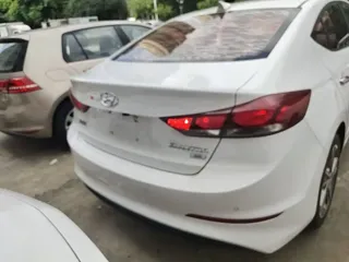 Hyundai Elantra 2018 купить из Китая, цена 1 306 000 ₽ — Suifenhe Auto