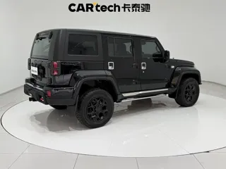 Beijing Off-Road BJ40 2024 купить из Китая, цена 3 352 000 ₽ — Suifenhe Auto